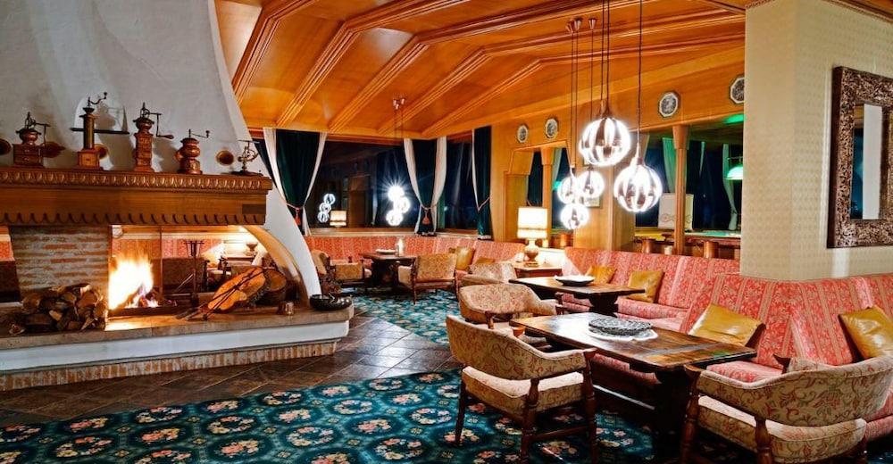 Hotel Sochers Club セルヴァ・ディ・ヴァル・ガルデーナ エクステリア 写真