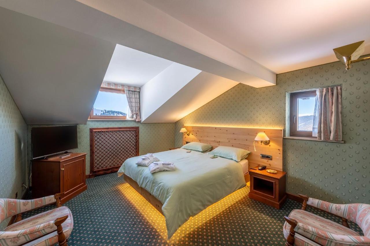 Hotel Sochers Club セルヴァ・ディ・ヴァル・ガルデーナ エクステリア 写真